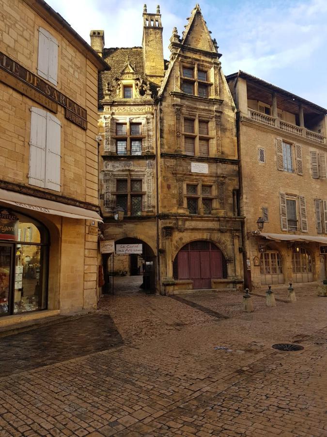 Hotel Confort Le Moulin Rouge Terrasson 외부 사진