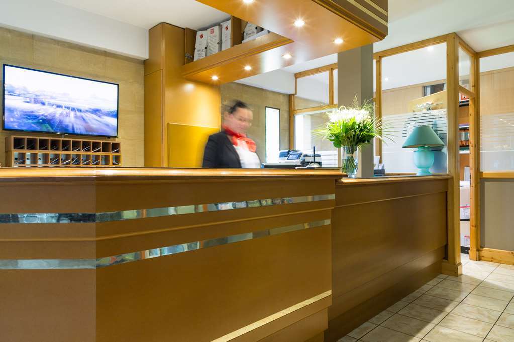 Hotel Confort Le Moulin Rouge Terrasson 내부 사진