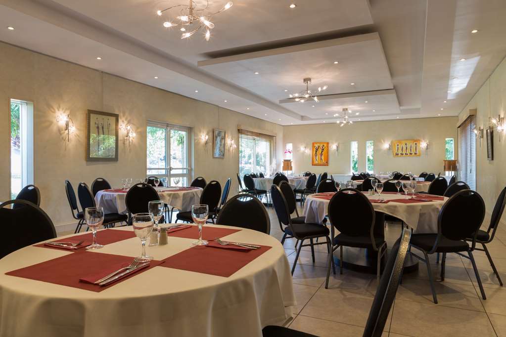 Hotel Confort Le Moulin Rouge Terrasson 레스토랑 사진